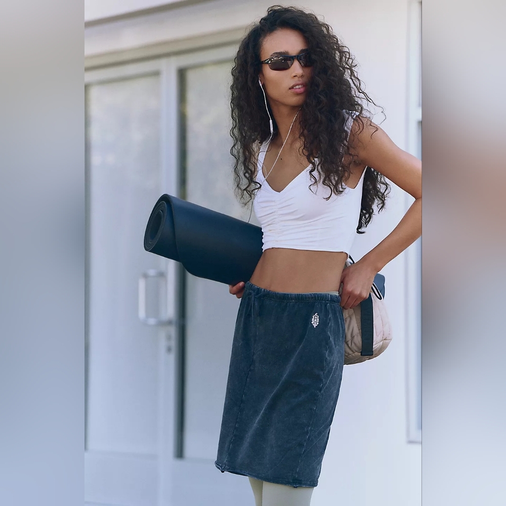 New Free People Hot Shot Slim Skirt Black L FP Movement Midi Mini Washed Gray - Picture 1 of 15
